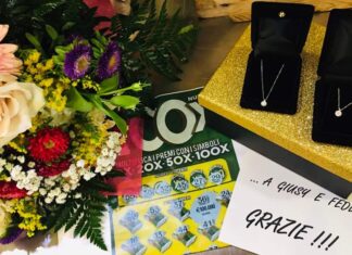 Arezzo, vince 100mila euro al gratta e vinci e manda regali alle bariste Collanina in oro e fiori per Giuseppina e Federica, bariste del locale in cui è stato venduto il gratta e vinci da 100mila euro