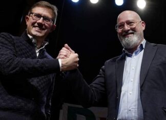 Nardella lancia la campagna Pd dei sindaci per Bonaccini Nardella Bonaccini