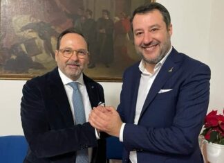Matteo Salvini incontra i sindaci di Grosseto e Massa Il vicepremier Matteo Salvini con il sindaco di Massa Francesco Persiani
