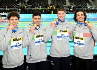 Melbourne 2022, Deplano oro e record mondiale 4×100 La staffetta azzurra 4x100 oro ai mondiali di Melborne con record del mondo