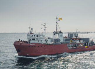 Lega Salvini: “Livorno non è porto franco per Ong” La nave Ong Sea Eye 4 in arrivo con Life Support di Emergency nel porto di Livorno