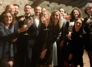 A Lucca etica della solidarietà per i bambini del Meyer Natale di solidarietà per Etika Consulting a favore dei piccoli del Meyer