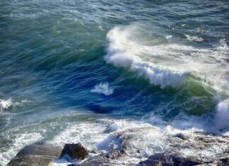 Codice giallo per rischio idrogeologico e idraulico: vento e mareggiate