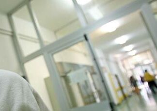 Sanità, Schillaci a De Luca: “Governo non chiude nulla, massima disponibilità verso Regioni”