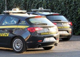 Vicenza, muffa nel pane e insetti nei pasti in mensa scolastica