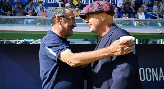 Il tecnico della Lazio Sarri con Sinisa Mihajlovic