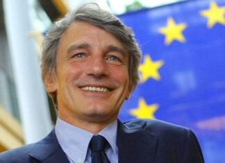 Premio David Sassoli alla migliore tesi di laurea David Sassoli, presidente Parlamento europeo, scomparso un anno fa