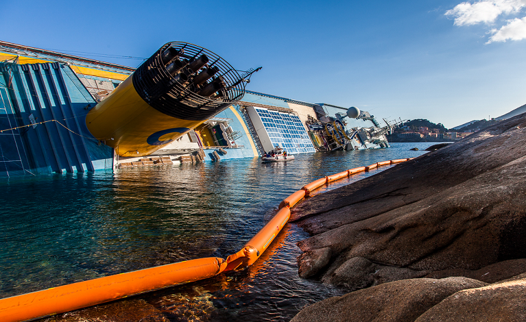 Il 13 gennaio 2012 il naufragio della Costa Concordia in cui persero la vita 32 persone