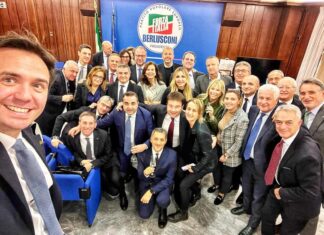 Balneari, interrogazione parlamentare di Tenerini La deputata Chiara Tenerini con il gruppo parlamentare di Forza Italia