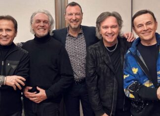 Dodi Battaglia in concerto al Teatro Verdi di Montecatini Dodi Battaglia con i Pooh super ospiti al Festival di Sanremo 2023