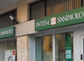 Arezzo, Intesa Sanpaolo chiude filiali. “Stillicidio per territorio” Banca Intesa Sanpaolo