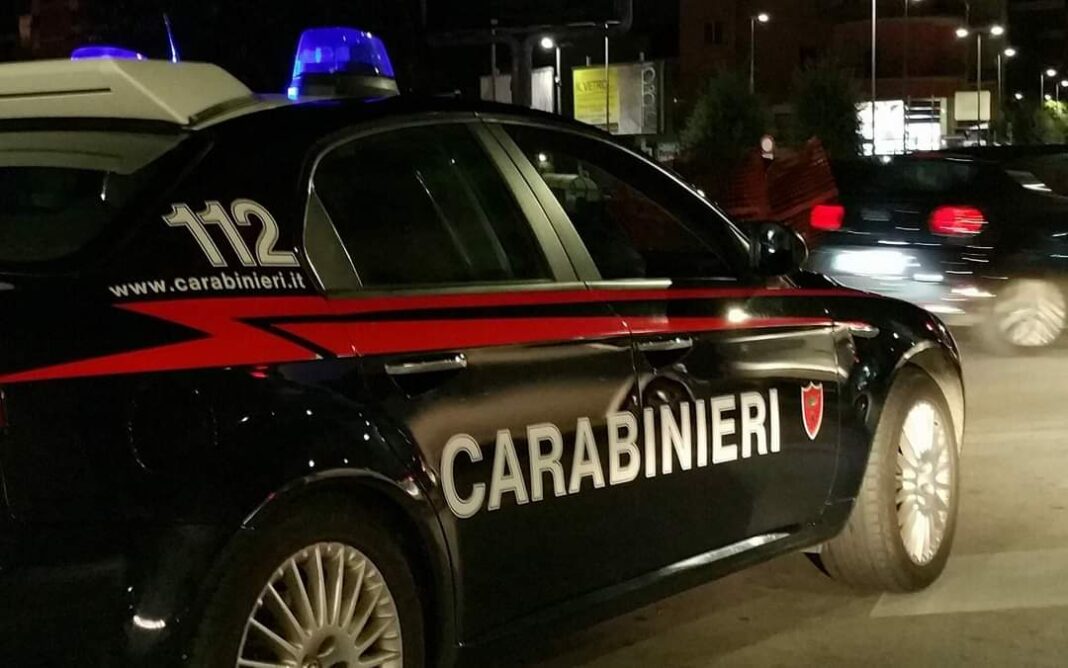 I carabinieri di Empoli indagano su una rapina di tre uomini in un'abitazione