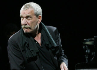 Paolo Conte in concerto al Musart Festival di Firenze Paolo Conte in piazza Santissima Annunziata il 21 luglio