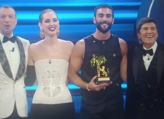Sanremo 2023, gran finale. Trionfa Mengoni. Amadeus recita Zelensky Amadeus Ferragni Mengoni Morandi