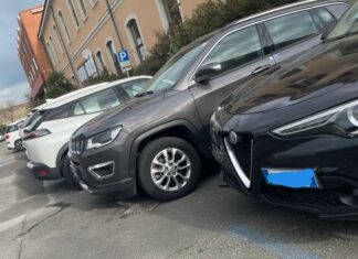 Livorno, Lega vs Comune: “Asa spreco di soldi pubblici come Casalp” Asa Livorno parco auto
