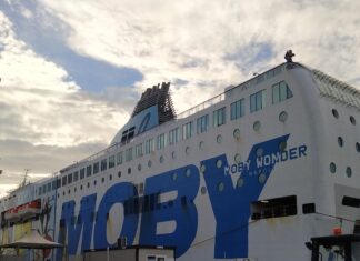 Moby cita il gruppo Grimaldi per mezzo miliardo Moby traghetto