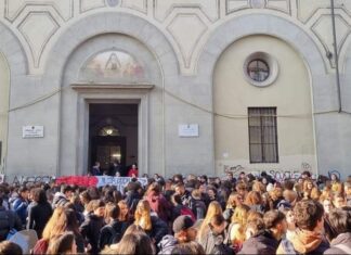 Liceo Michelangiolo, Procura apre fascicolo per violenza privata aggravata Liceo Michelangiolo