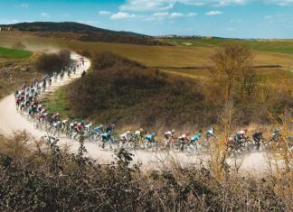 Strade Bianche 2023. Siena record con 6.500 ciclisti amatoriali Strade Bianche 2023