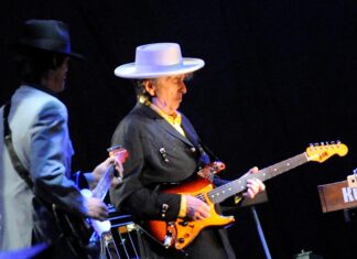 Bob Dylan sul palco del Lucca Summer Festival Bob Dylan