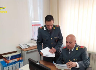 Immigrazione clandestina, smantellato hub criminale a Siena Immigrazione clandestina, smantellato hub criminale a Siena