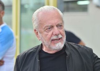 Sarri, De Laurentiis: “Chi dà le dimissioni è un perdente”