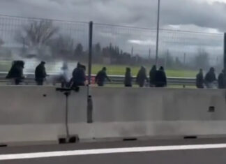 Scontri in A1 a Badia al Pino, perquisizioni per 33 ultras Scontri in A1 a Badia al Pino