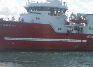 Migranti, Emergency Life Support a Marina di Carrara Emergency Life Support