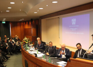 Giani ‘sposa’ Salvini: “Mi ritrovo nella sua logica del fare”. Gelo Pd Giani Salvini