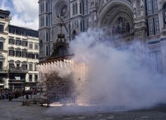 Pasqua 2023, lo Scoppio del Carro a Firenze Pasqua Scoppio del carro