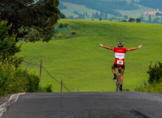 Eroica Montalcino 2023, ben 2.500 ciclisti al via Eroica Montalcino