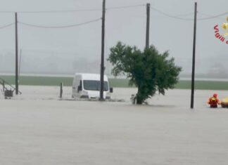 Maltempo Emilia Romagna, Toscana in aiuto con i vigili del fuoco Maltempo Emilia Romagna