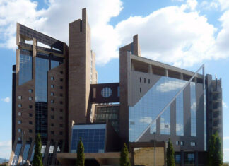 Cadaveri nelle valigie, Elona Kalesha condannata a trenta anni Palazzo Giustizia Firenze