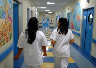 Sanità, Fnopi: “Il 40,2% degli infermieri nel 2023 ha subito aggressioni verbali o fisiche”