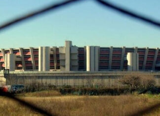 Carcere di Sollicciano, agente di polizia sequestrato in cella carcere Sollicciano