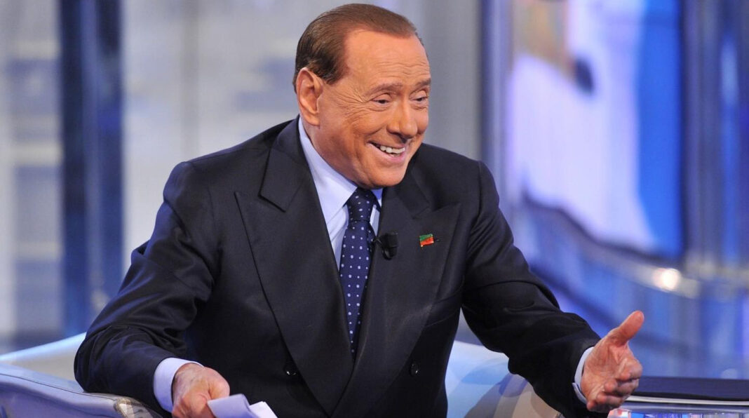 Silvio Berlusconi è morto. Addio all'ex premier