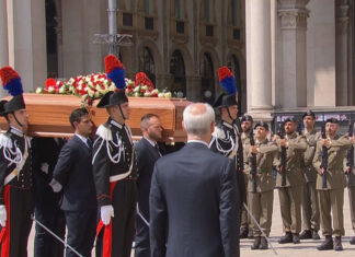 Berlusconi, i funerali di Stato. In Duomo Mattarella e Meloni Berlusconi, i funerali di Stato. In Duomo Mattarella e Meloni