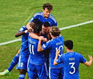 Europei U21, il primo gol di Fabiano Parisi. "Dedicato a papà"