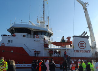 Migranti, Marina di Carrara porto sicuro per Life Support Migranti, Marina di Carrara porto sicuro per Life Support