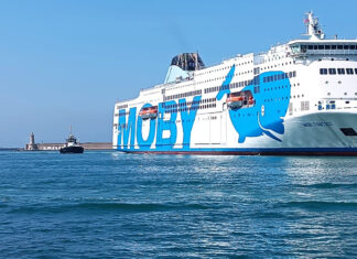 Moby Fantasy a Livorno. Il traghetto più grande del mondo Moby Fantasy a Livorno. Il traghetto più grande del mondo