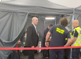 Migranti, sindaco Livorno: “Con Governo Meloni sbarchi triplicati” Migranti, sindaco Livorno: "Con Governo Meloni sbarchi triplicati"