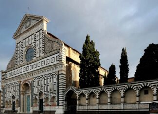 Clochard morto a Firenze. Indagato senza tetto per omicidio Clochard morto a Firenze. Indagato senza tetto per omicidio
