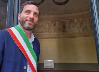 Migranti, sindaco Pistoia ordina sgombero parrocchia Vicofaro Migranti, sindaco Pistoia ordina sgombero parrocchia Vicofaro