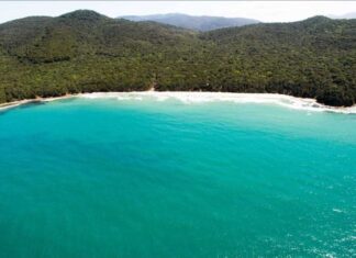 Estate 2023, in Toscana un tuffo dove l’acqua è più blu Estate 2023, in Toscana un tuffo dove l'acqua è più blu