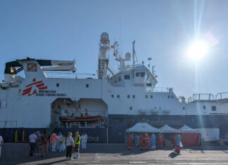 Geo Barents a Livorno, Pd: “Problemi scaricati su Toscana” Geo Barents a Livorno, Lega Salvini: "Servono centri di espulsione"