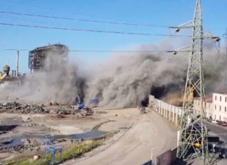Jsw, nube di polvere su Piombino. Esposto del sindaco. L’azienda si scusa Jsw, nube di polvere su Piombino. Esposto del sindaco. L'azienda si scusa