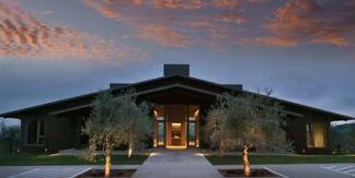 Marchesi Frescobaldi acquisisce Domaine Roy & fils in Oregon