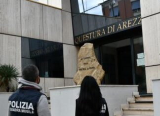 Patrik ritrovato ad Arezzo. Il bambino sta bene Patrik ritrovato ad Arezzo. Il bambino sta bene