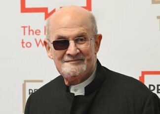 Salone libro Torino, ci sarà Salman Rushdie: dialogo con Roberto Saviano