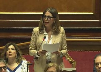 Santanchè, opposizioni in pressing su Meloni per farla dimettere. Tajani: “Decide la ministra”