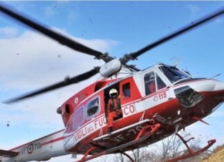 Anghiari, si tuffa e muore nel laghetto. Recuperato il corpo Anghiari, si tuffa e muore nel laghetto. Recuperato il corpo